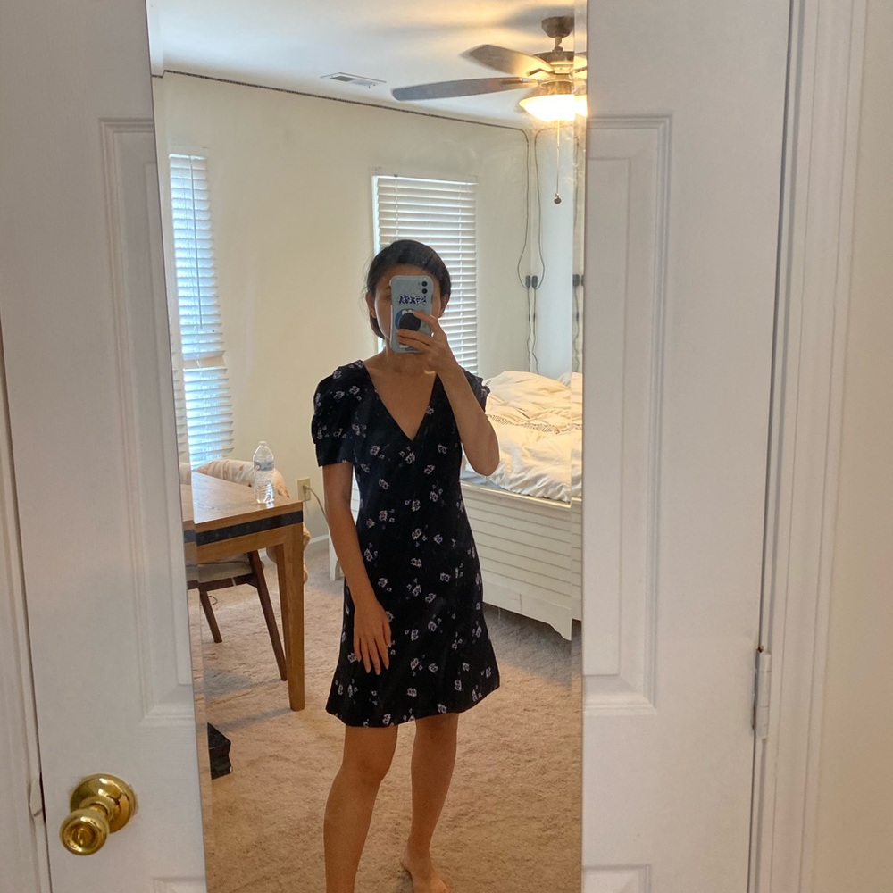 Club Monaco Black Flower Pattern Dress 00